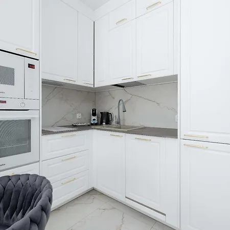 Pearl Marina Luxury With Parking And Close To The By Renters Prestige Apartament