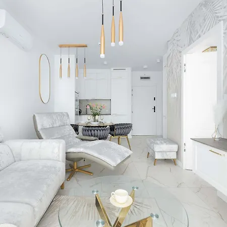 Apartament Pearl Marina Luxury With Parking And Close To The By Renters Prestige Sianożęty